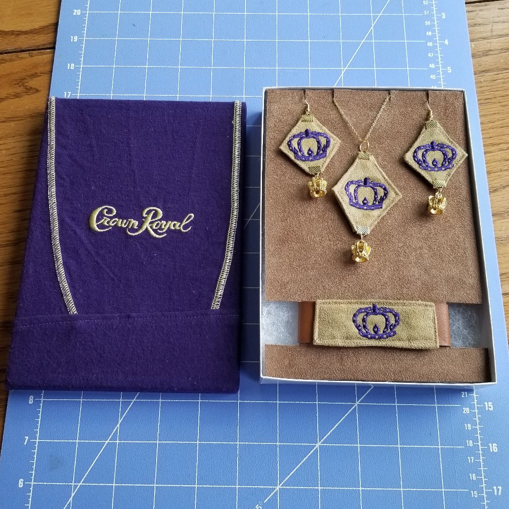 Crown Royal Jewelry Set In Presentation Box